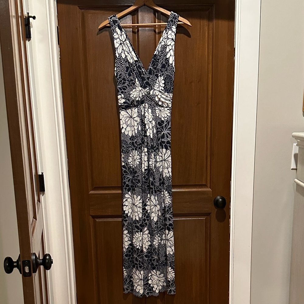 A Pea in the Pod Floral Maxi maternity/nursing Dress